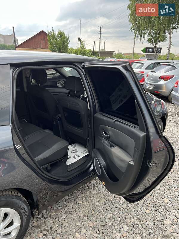 Минивэн Renault Scenic 2010 в Смеле