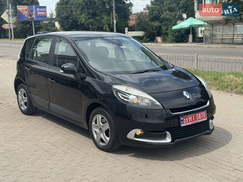 Минивэн Renault Scenic 2012 в Ровно