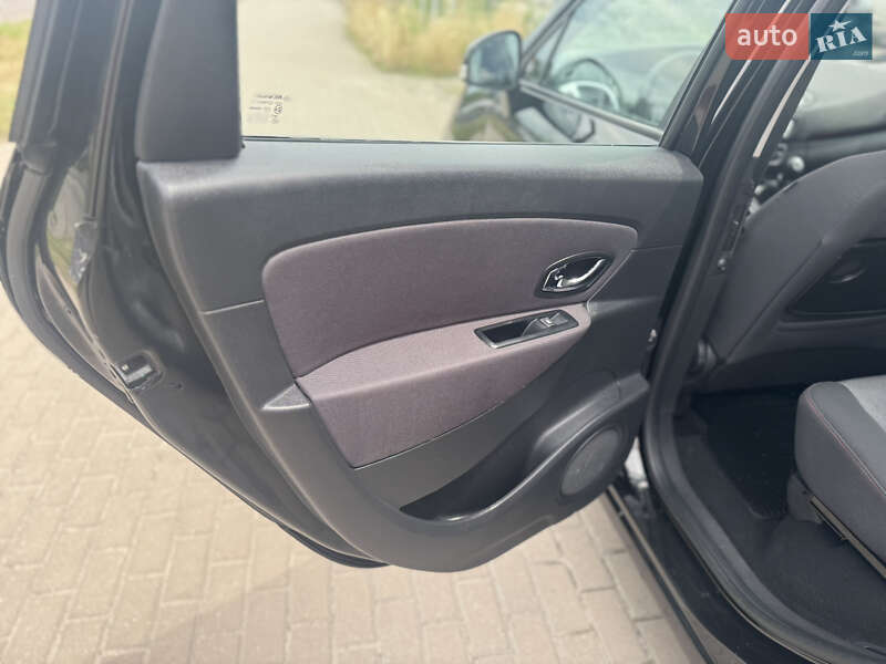 Минивэн Renault Scenic 2012 в Ровно