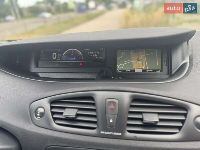 Минивэн Renault Scenic 2012 в Ровно