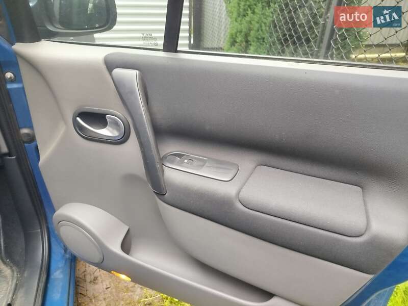 Мінівен Renault Scenic 2007 в Коломиї