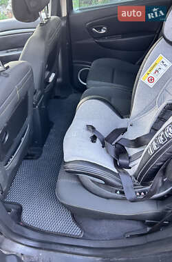 Минивэн Renault Scenic 2009 в 