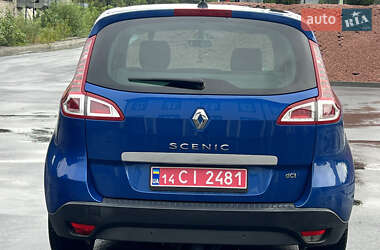 Минивэн Renault Scenic 2010 в 