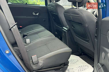 Минивэн Renault Scenic 2010 в 