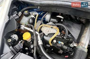 Минивэн Renault Scenic 2010 в 