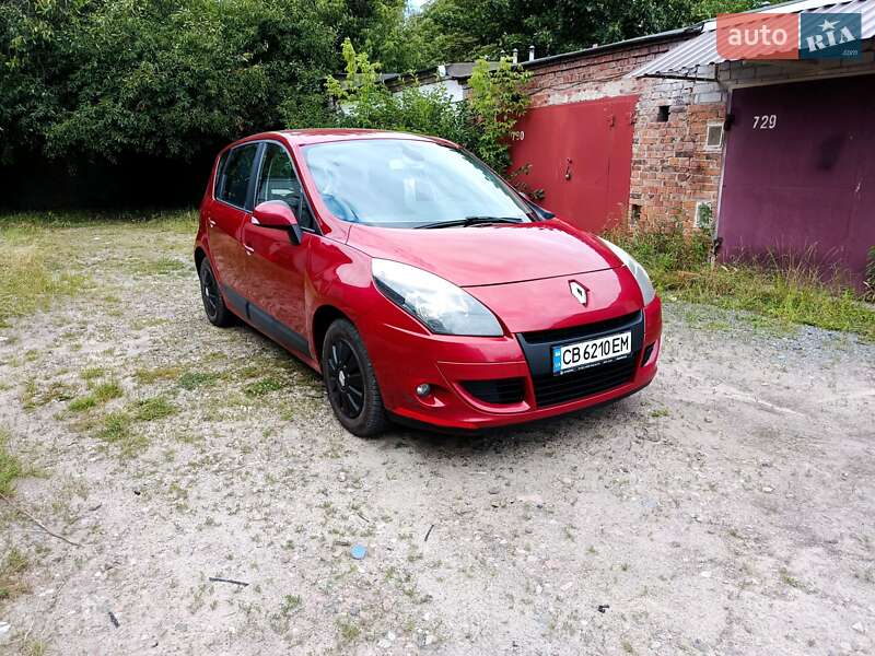Минивэн Renault Scenic 2010 в Чернигове