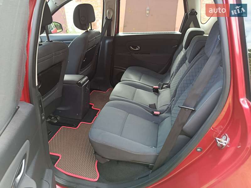 Минивэн Renault Scenic 2010 в Чернигове