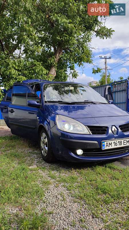 Минивэн Renault Scenic 2007 в 