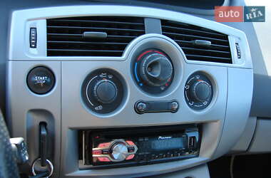 Минивэн Renault Scenic 2007 в 