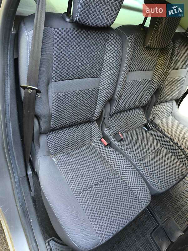Минивэн Renault Scenic 2011 в Львове