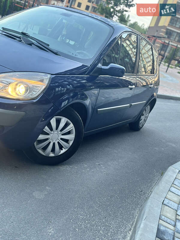 Минивэн Renault Scenic 2006 в Чернигове