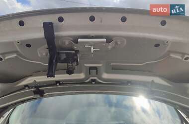 Минивэн Renault Scenic 2010 в 