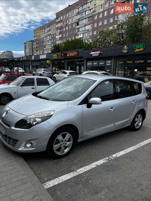 Renault Scenic 2010