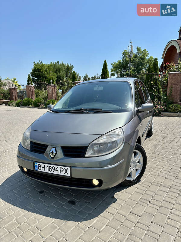 Минивэн Renault Scenic 2004 в Черноморске