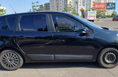 Минивэн Renault Scenic 2012 в Николаеве