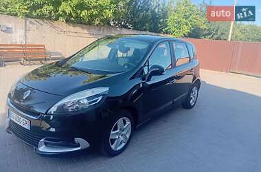 Минивэн Renault Scenic 2012 в 