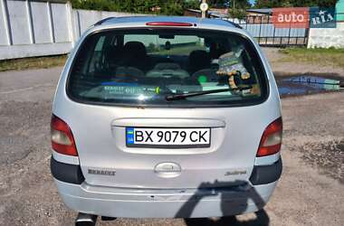 Минивэн Renault Scenic 2001 в 