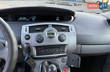 Минивэн Renault Scenic 2007 в 
