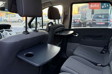 Минивэн Renault Scenic 2007 в 