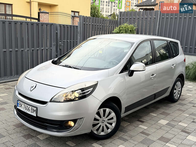 Renault Scenic 2012