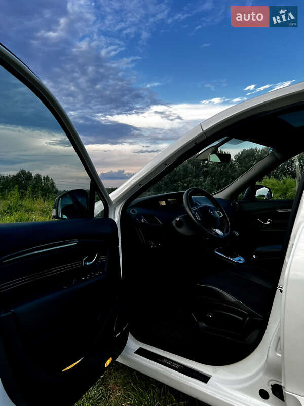 Минивэн Renault Scenic 2011 в Луцке