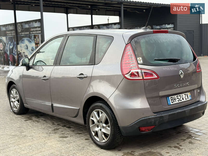 Мінівен Renault Scenic 2012 в Звенигородці