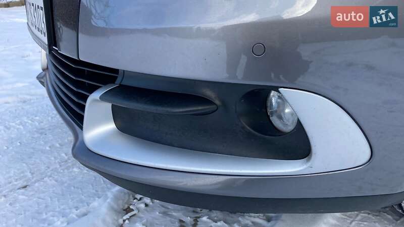 Мінівен Renault Scenic 2013 в Києві