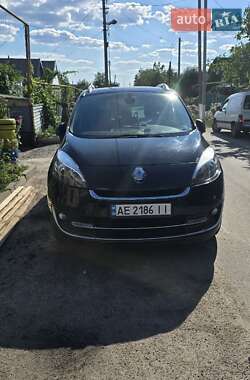 Мінівен Renault Scenic 2012 в Дніпрі