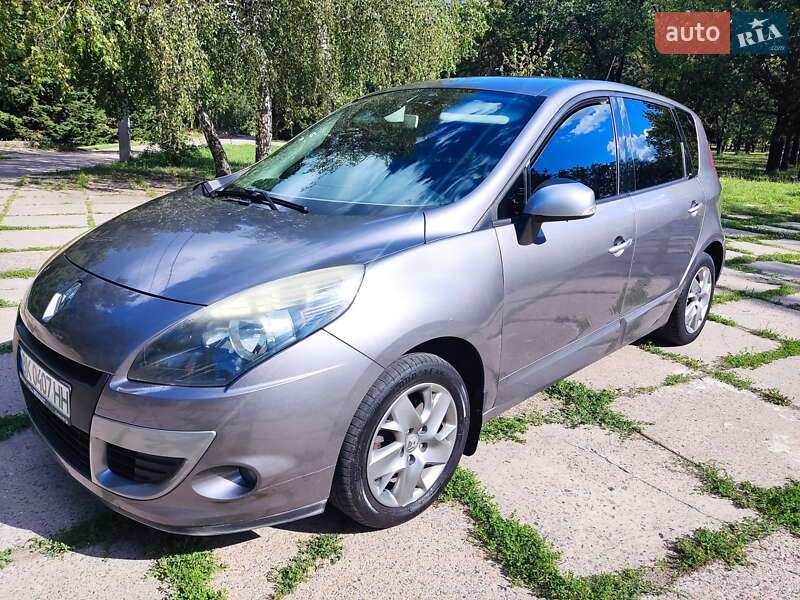 Мінівен Renault Scenic 2011 в Харкові