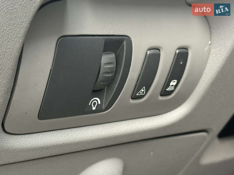Мінівен Renault Scenic 2009 в Рівному