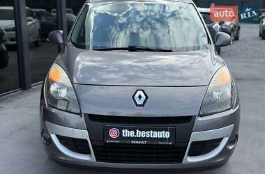 Минивэн Renault Scenic 2010 в 