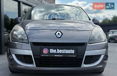 Минивэн Renault Scenic 2010 в 