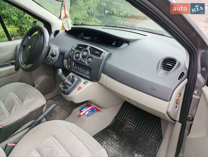 Минивэн Renault Scenic 2004 в Бердичеве