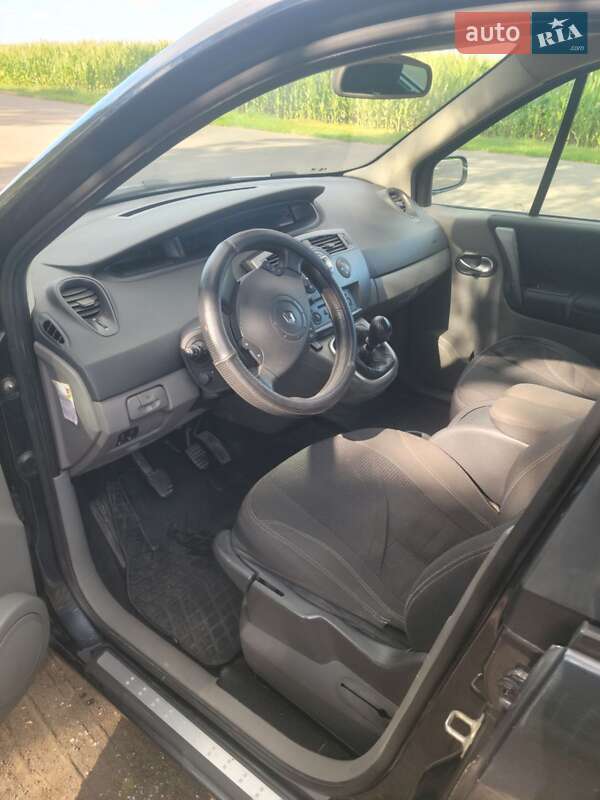 Минивэн Renault Scenic 2004 в Гайвороне фото 3 Минивэн Renault Scenic 2004 в Гайвороне