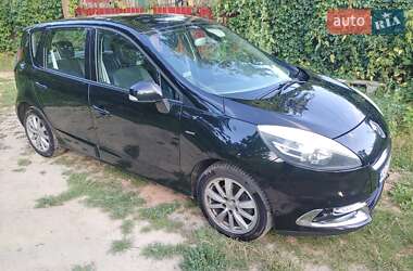 Минивэн Renault Scenic 2012 в 