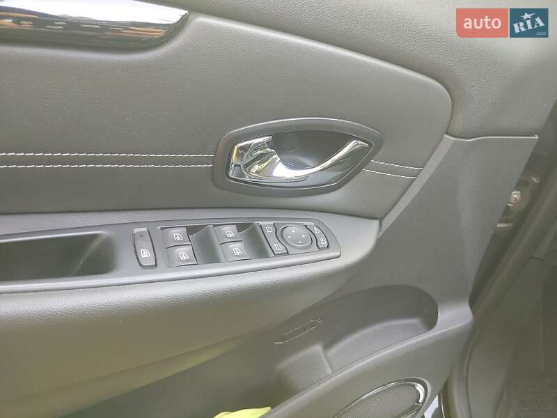 Минивэн Renault Scenic 2012 в Киеве фото 10 Минивэн Renault Scenic 2012 в Киеве