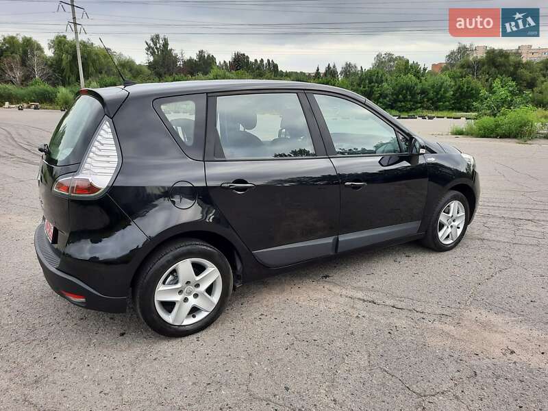 Минивэн Renault Scenic 2013 в Полтаве