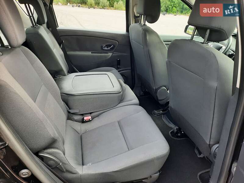 Минивэн Renault Scenic 2013 в Полтаве