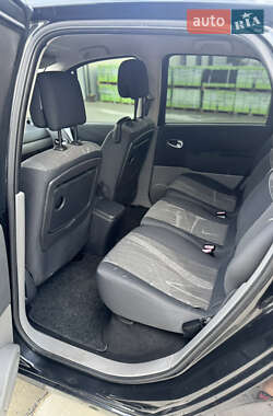 Минивэн Renault Scenic 2005 в 