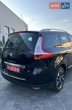 Минивэн Renault Scenic 2014 в 