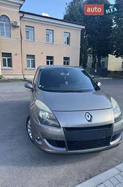 Мінівен Renault Scenic 2011 в Хмельницькому