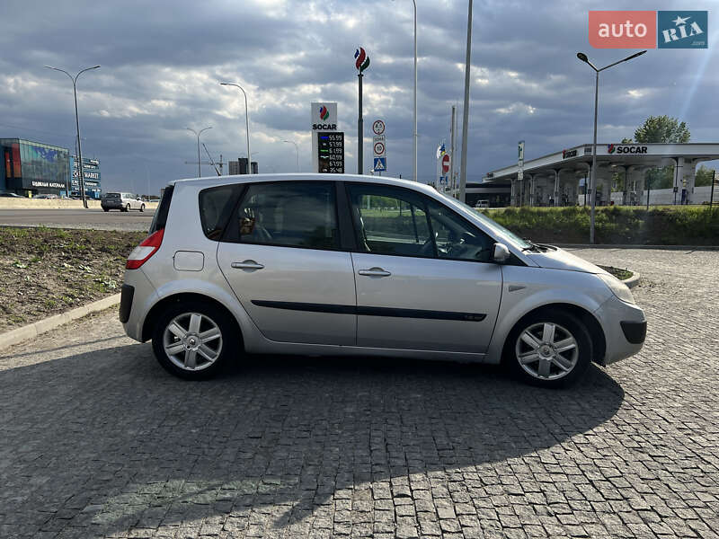 Минивэн Renault Scenic 2005 в Киеве