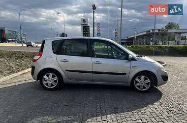 Минивэн Renault Scenic 2005 в 