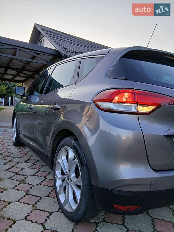 Минивэн Renault Scenic 2017 в Луцке