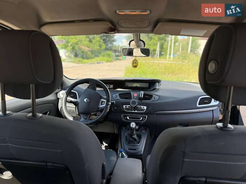 Минивэн Renault Scenic 2010 в Киеве