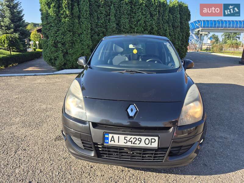 Минивэн Renault Scenic 2010 в Киеве