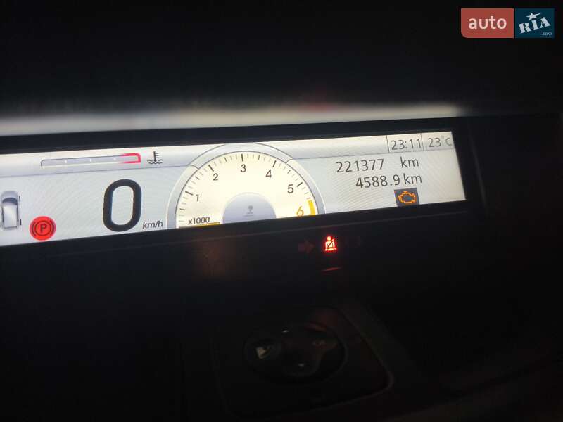 Минивэн Renault Scenic 2010 в Катюжанке