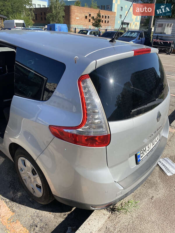 Минивэн Renault Scenic 2009 в Сумах