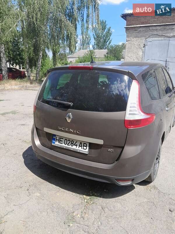 Renault Scenic 2010