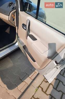 Минивэн Renault Scenic 2006 в 